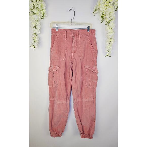 American Eagle Baggy Cargo Jogger Pants Size 6 Pink Corduroy Utility Pockets - Picture 1 of 12